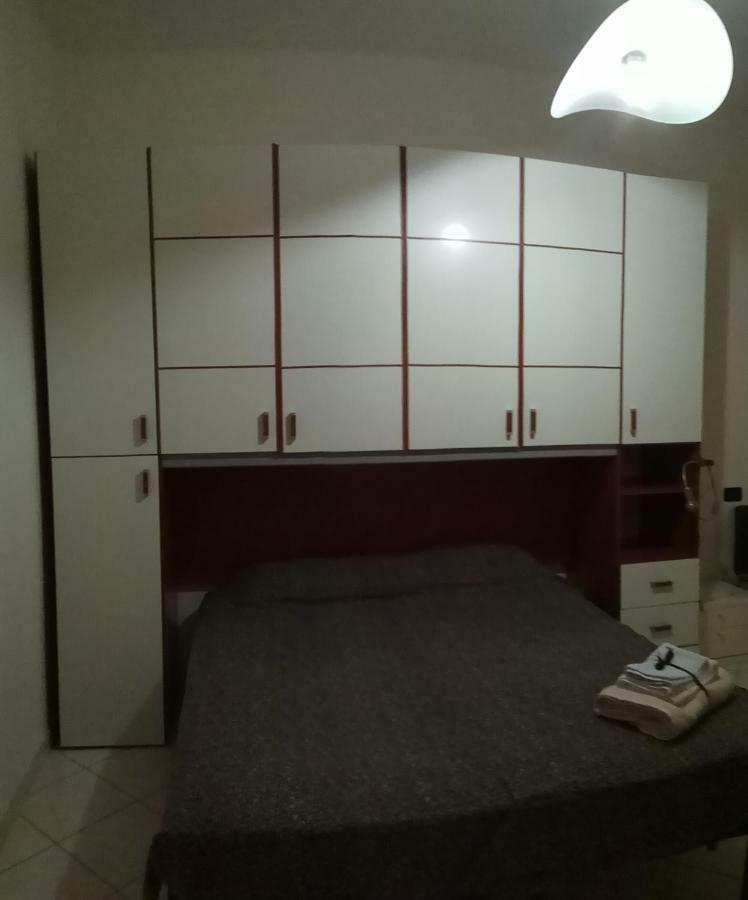 Scarpone Apartman Pavia Kültér fotó